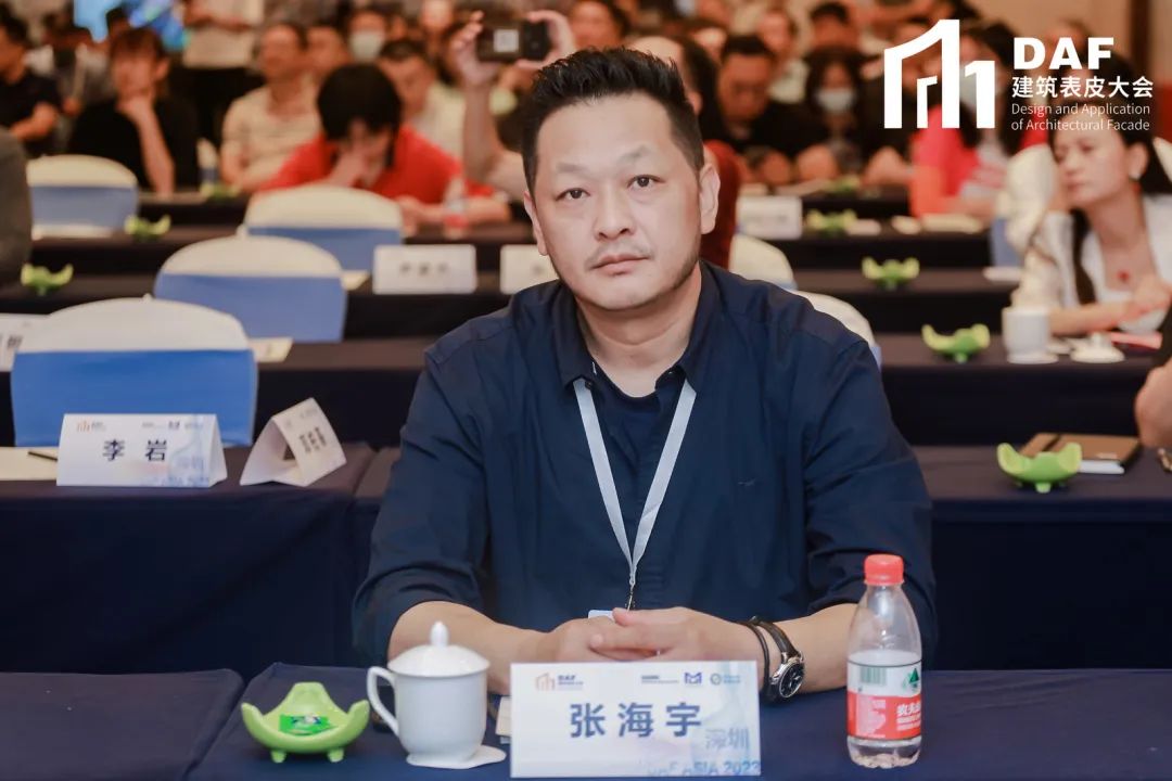 熱烈歡迎天津市鋼結(jié)構(gòu)幕墻和門窗協(xié)會張海宇會長蒞臨DAF總部考察！(圖2)